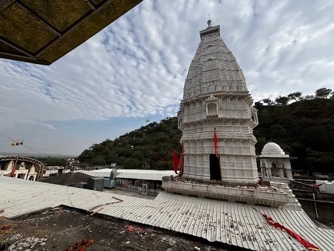 Jeen Mata Temple