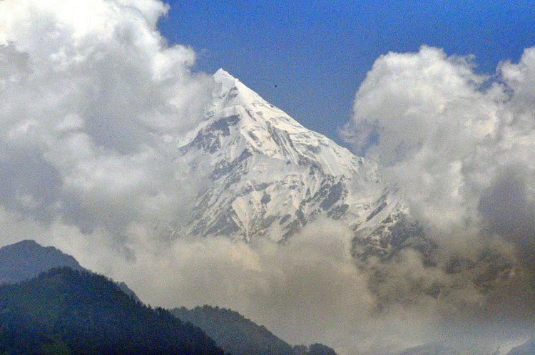 Panchchuli peak from munsiyari by Vipin Vasudeva